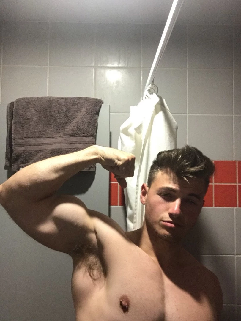 Max Small [ maxsmall ] Onlyfans leaked photo 3082894 on Hotleaks.tv