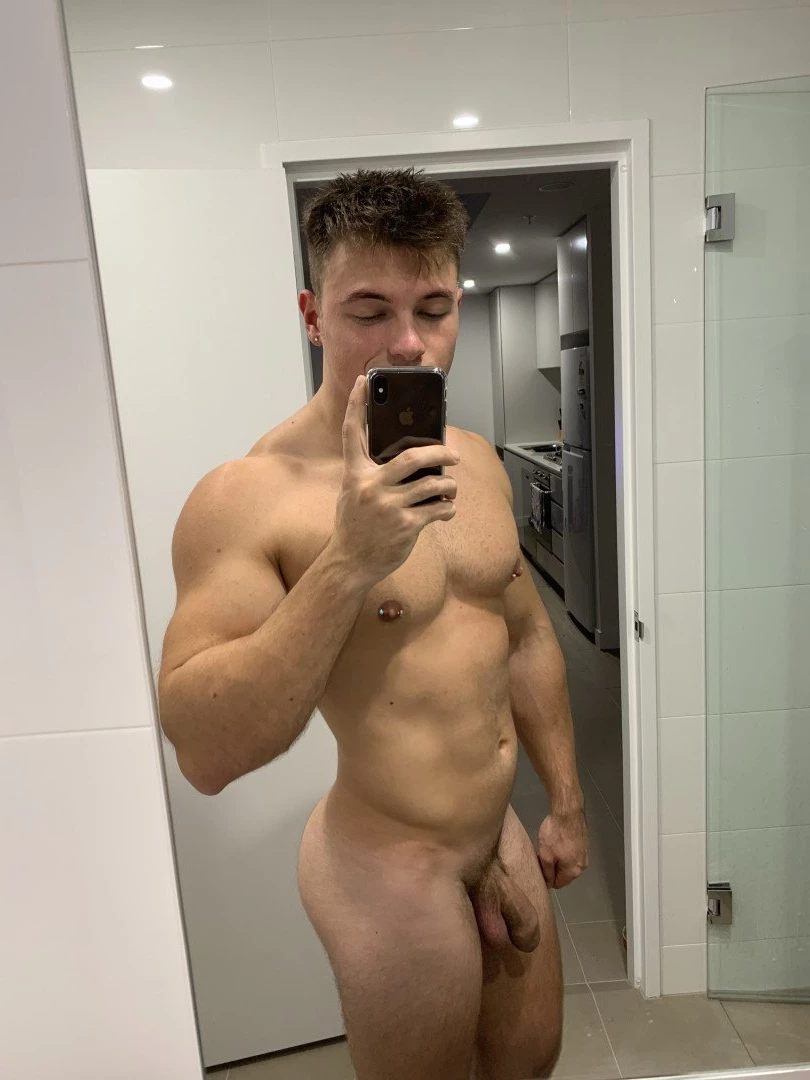 Max Small [ maxsmall ] Onlyfans leaked photo 3087976 on Hotleaks.tv