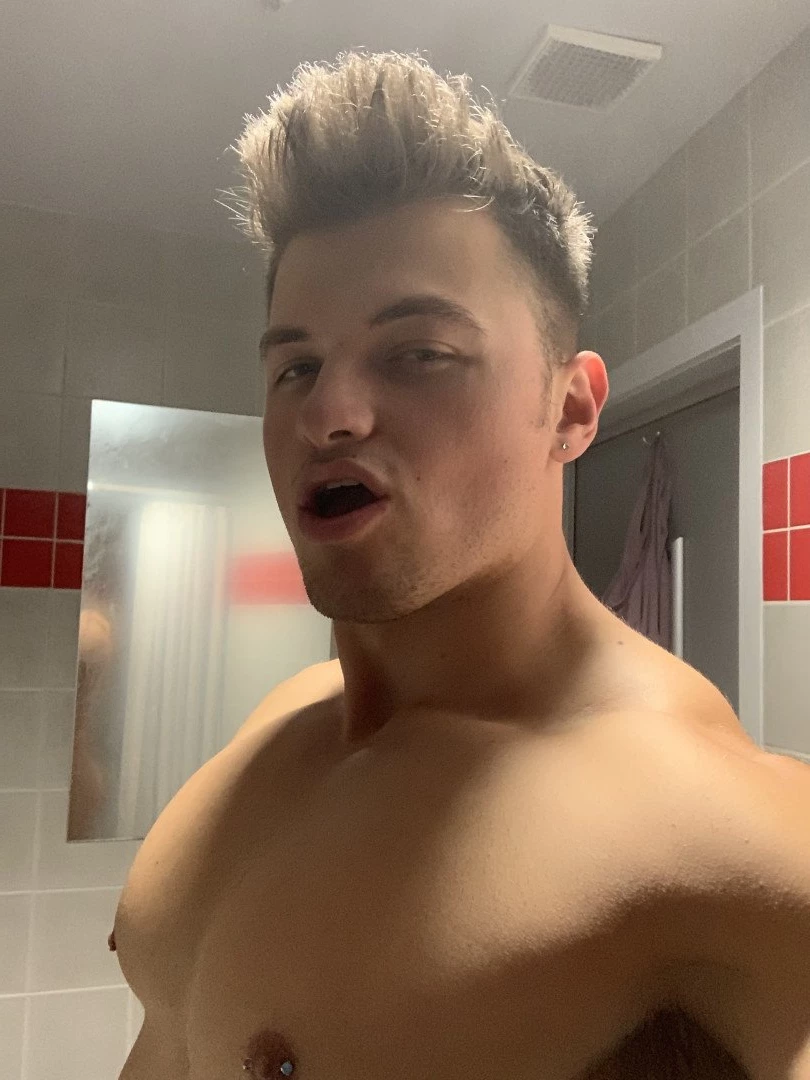 Max Small [ maxsmall ] Onlyfans leaked photo 3090107 on Hotleaks.tv
