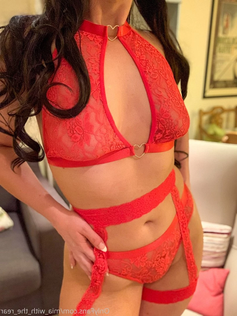 🍑 Mia 🍑 [ mia_with_the_rear ] Onlyfans leaked photo 3070351 on Hotleaks.tv