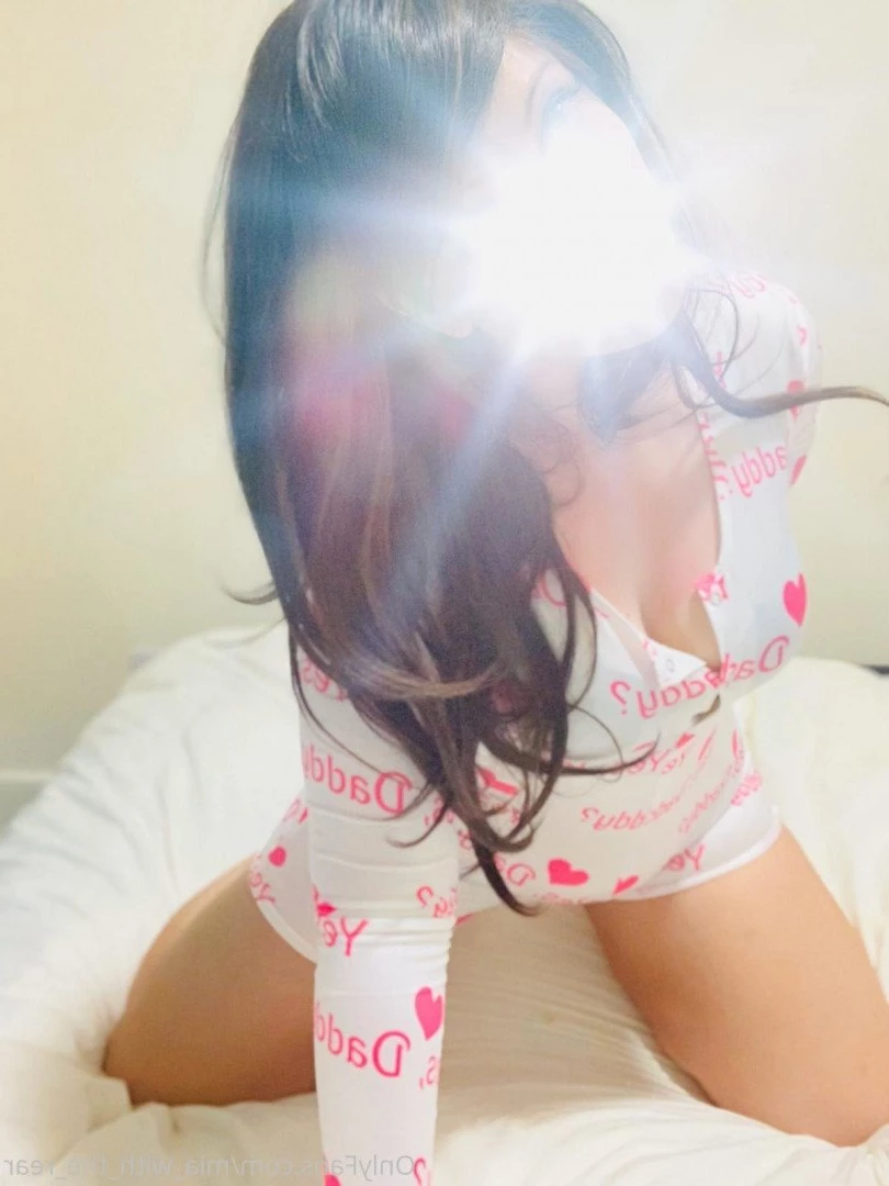🍑 Mia 🍑 [ mia_with_the_rear ] Onlyfans leaked photo 3074274 on Hotleaks.tv