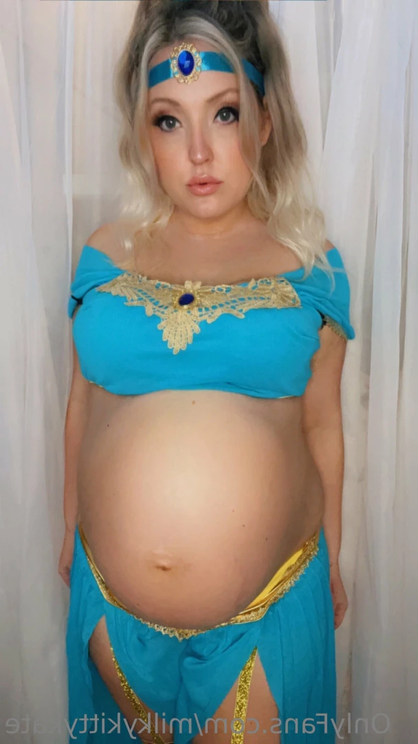 Kate [ milkykittykate ] Onlyfans leaked photo 9745859 on Hotleaks.tv