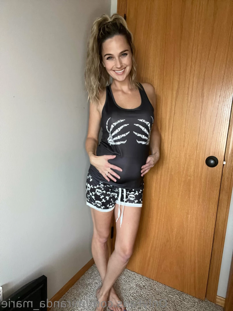 𝓜𝓲𝓻𝓪𝓷𝓭𝓪 𝓜𝓪𝓻𝓲𝓮 [ miranda_marie ] Onlyfans leaked photo 13024559 on Hotleaks.tv