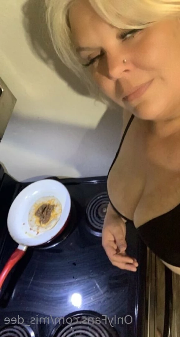 MISS DEE [ mis_dee ] Onlyfans leaked photo 6008781 on Hotleaks.tv