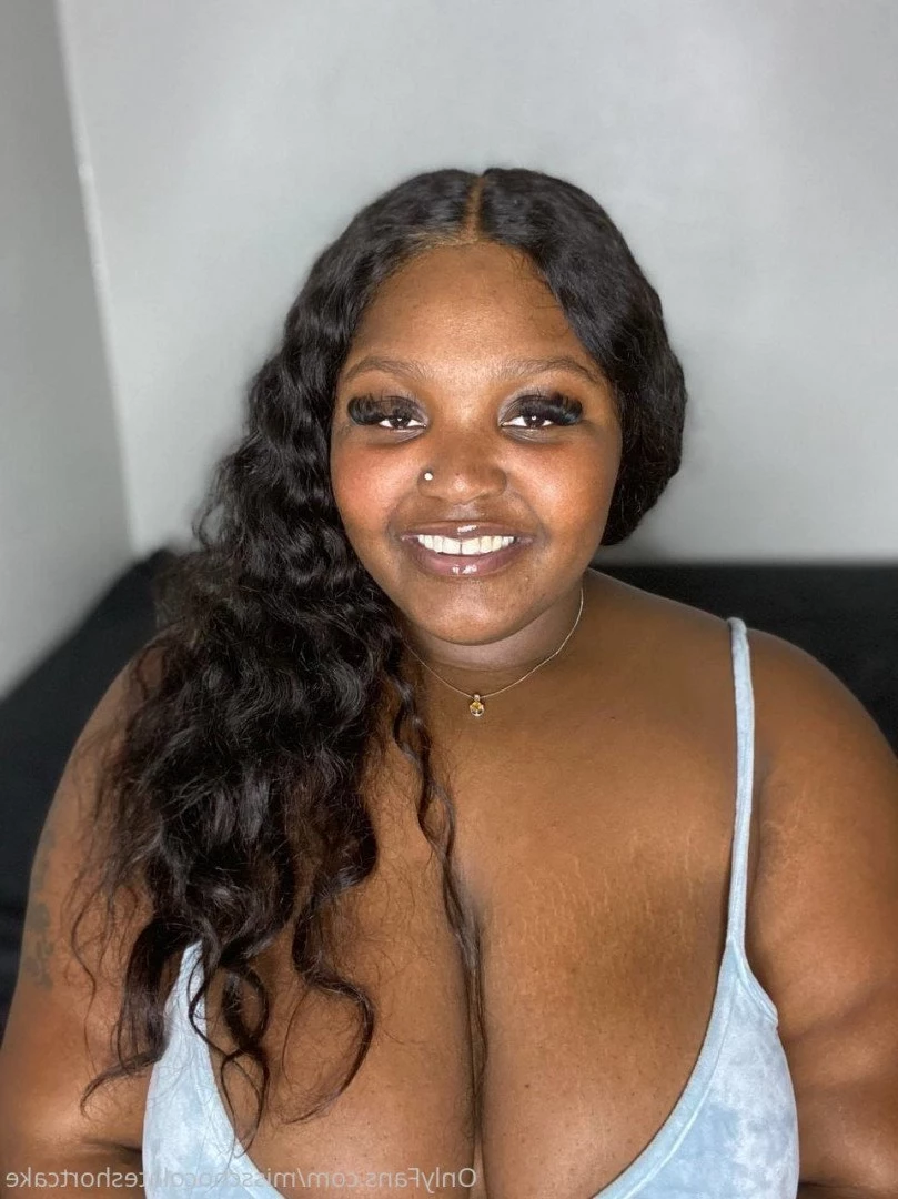 Big Fine ShortCake 🍰 [ misschocolateshortcake ] Onlyfans leaked photo 2961618 on Hotleaks.tv