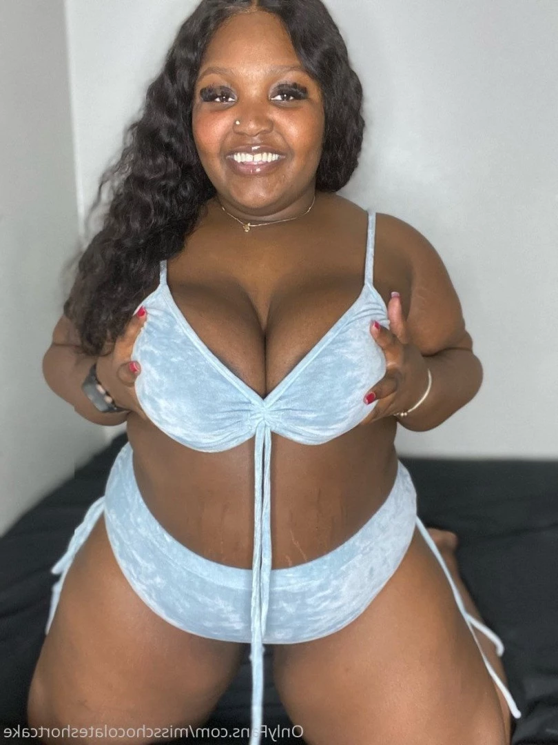 Big Fine ShortCake 🍰 [ misschocolateshortcake ] Onlyfans leaked photo 2961721 on Hotleaks.tv