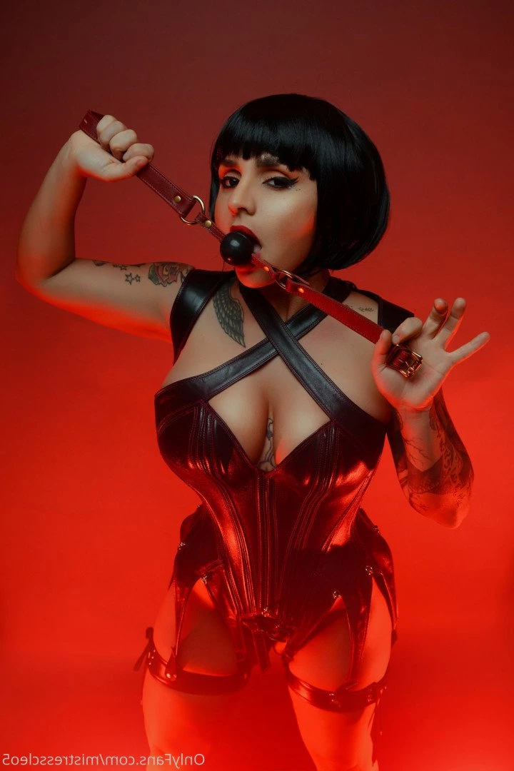 MistressCleopatra ⛓🧤 الملكة كليوباترا [ mistresscleo5 ] Onlyfans leaked photo 2996376 on Hotleaks.tv