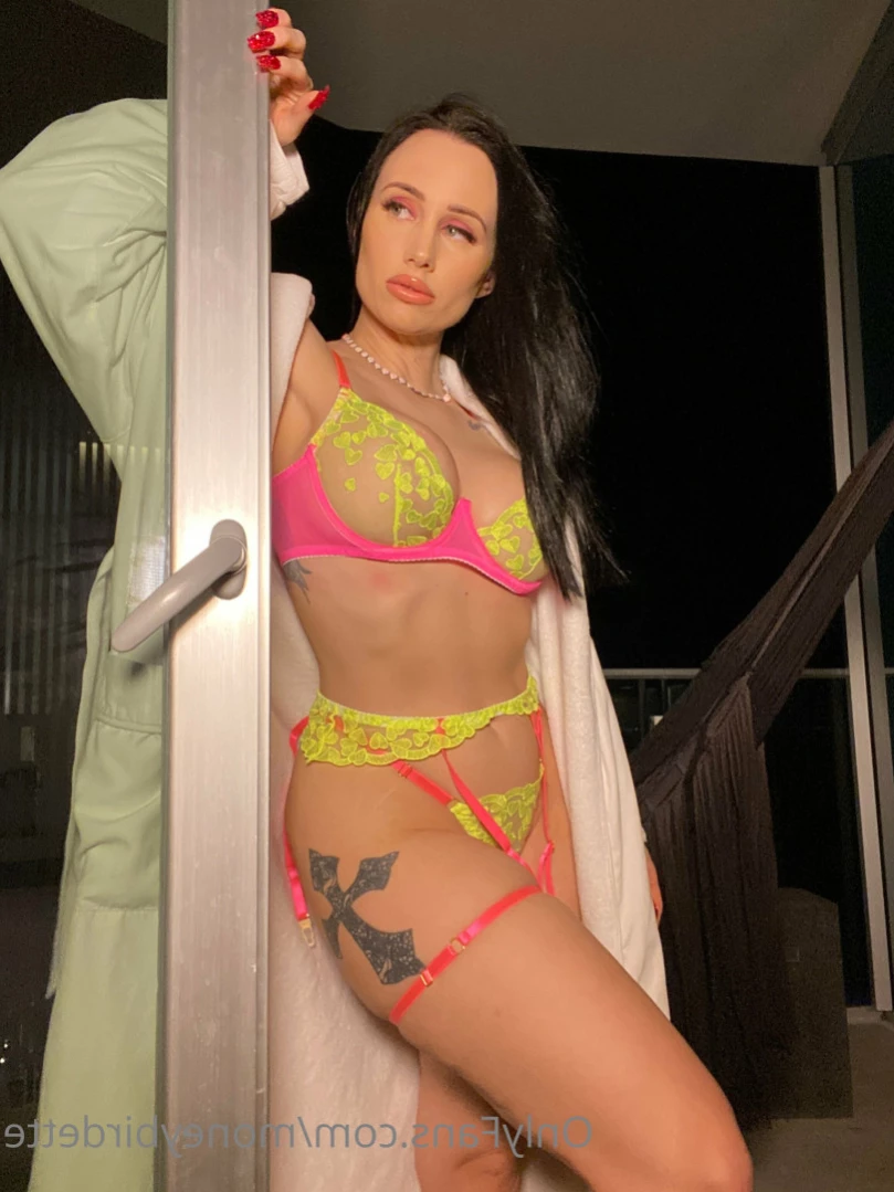 Dara (Moneybirdette) [ moneybirdette ] Onlyfans leaked photo 15328795 on Hotleaks.tv