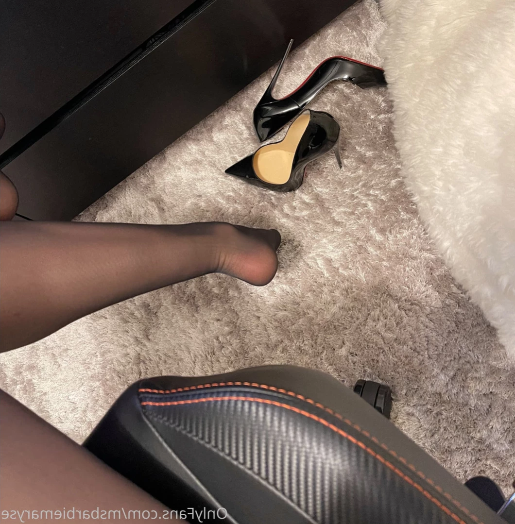 Maryse M [ msbarbiemaryse ] Onlyfans leaked photo 11766581 on Hotleaks.tv