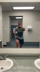 9715988