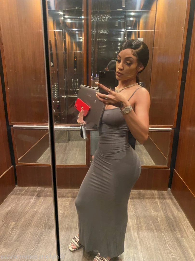 mxrvssa Onlyfans leaked photo 13064428 on Hotleaks.tv