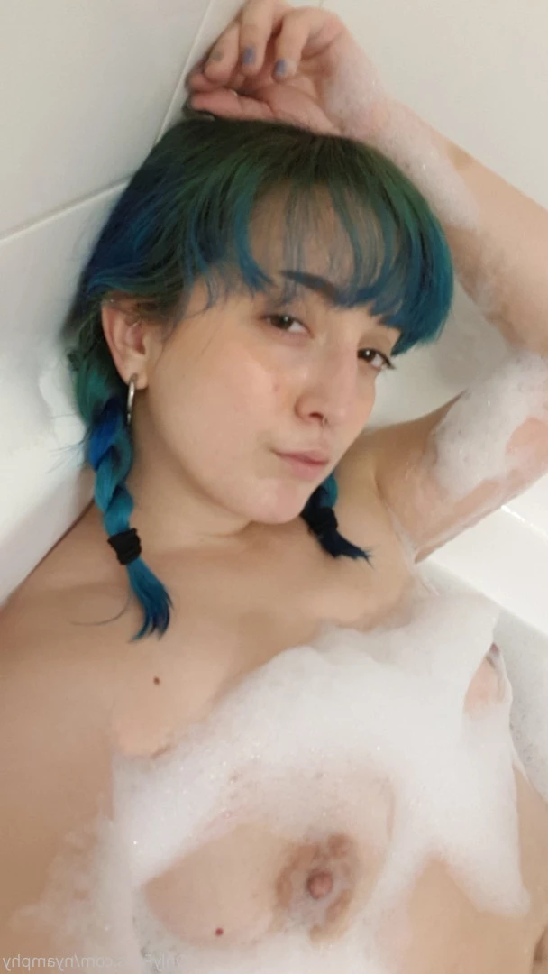ηуαмρну [ nyamphy ] Onlyfans leaked photo 6209383 on Hotleaks.tv