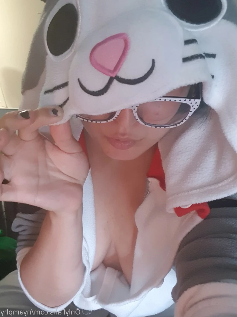 ηуαмρну [ nyamphy ] Onlyfans leaked photo 6210707 on Hotleaks.tv