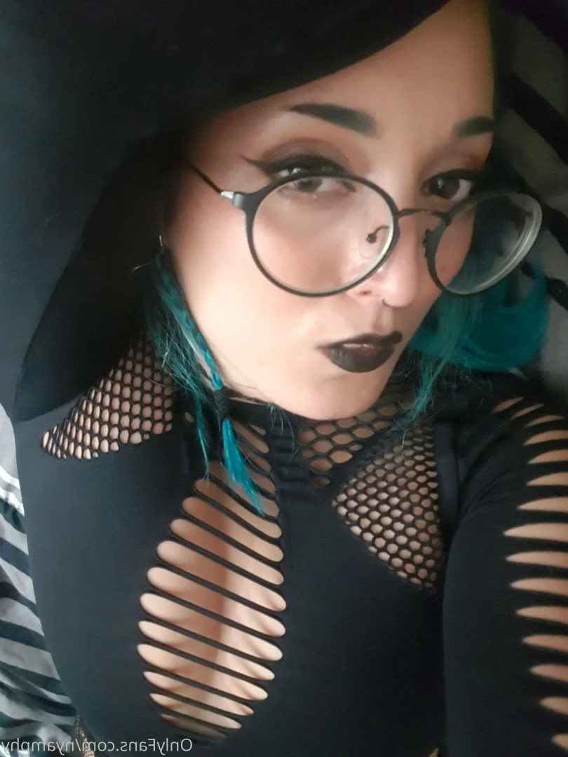 ηуαмρну [ nyamphy ] Onlyfans leaked photo 6212025 on Hotleaks.tv