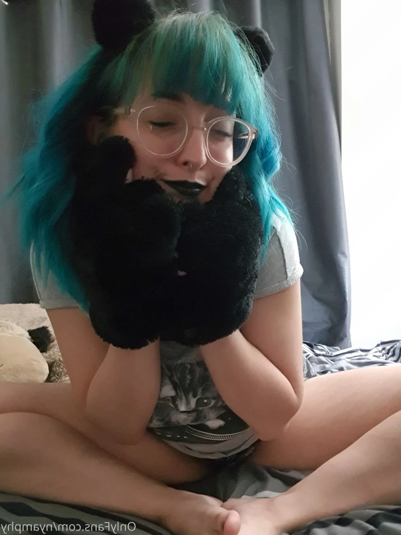 ηуαмρну [ nyamphy ] Onlyfans leaked photo 6212259 on Hotleaks.tv