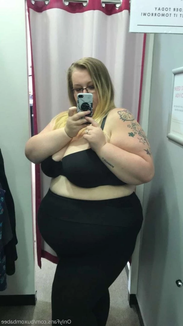 👑 Elle 👑 [ obeymisselle ] Onlyfans leaked photo 3220081 on Hotleaks.tv