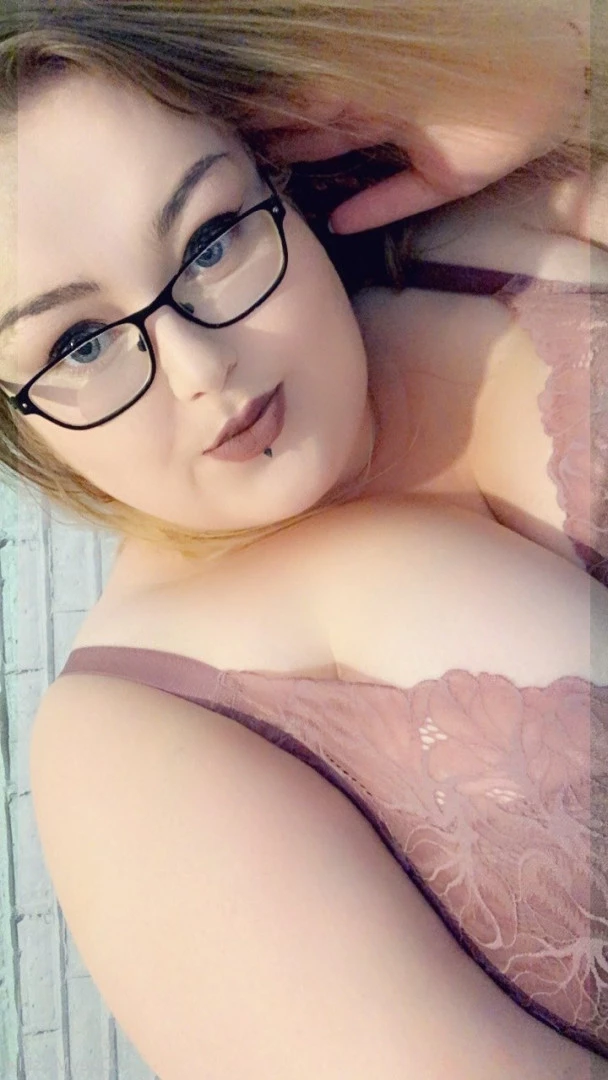 👑 Elle 👑 [ obeymisselle ] Onlyfans leaked photo 9758182 on Hotleaks.tv
