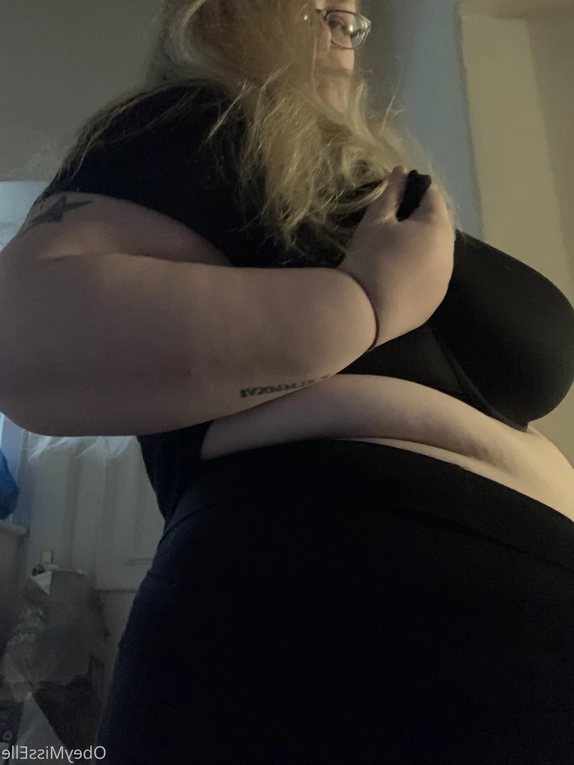 👑 Elle 👑 [ obeymisselle ] Onlyfans leaked photo 9759817 on Hotleaks.tv