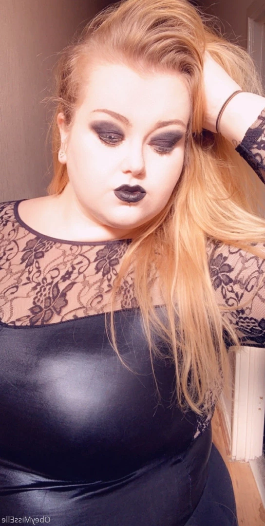 👑 Elle 👑 [ obeymisselle ] Onlyfans leaked photo 9764344 on Hotleaks.tv