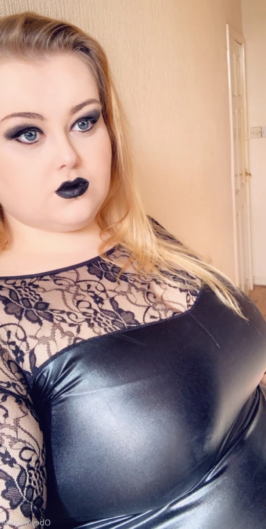 👑 Elle 👑 [ obeymisselle ] Onlyfans leaked photo 9765474 on Hotleaks.tv
