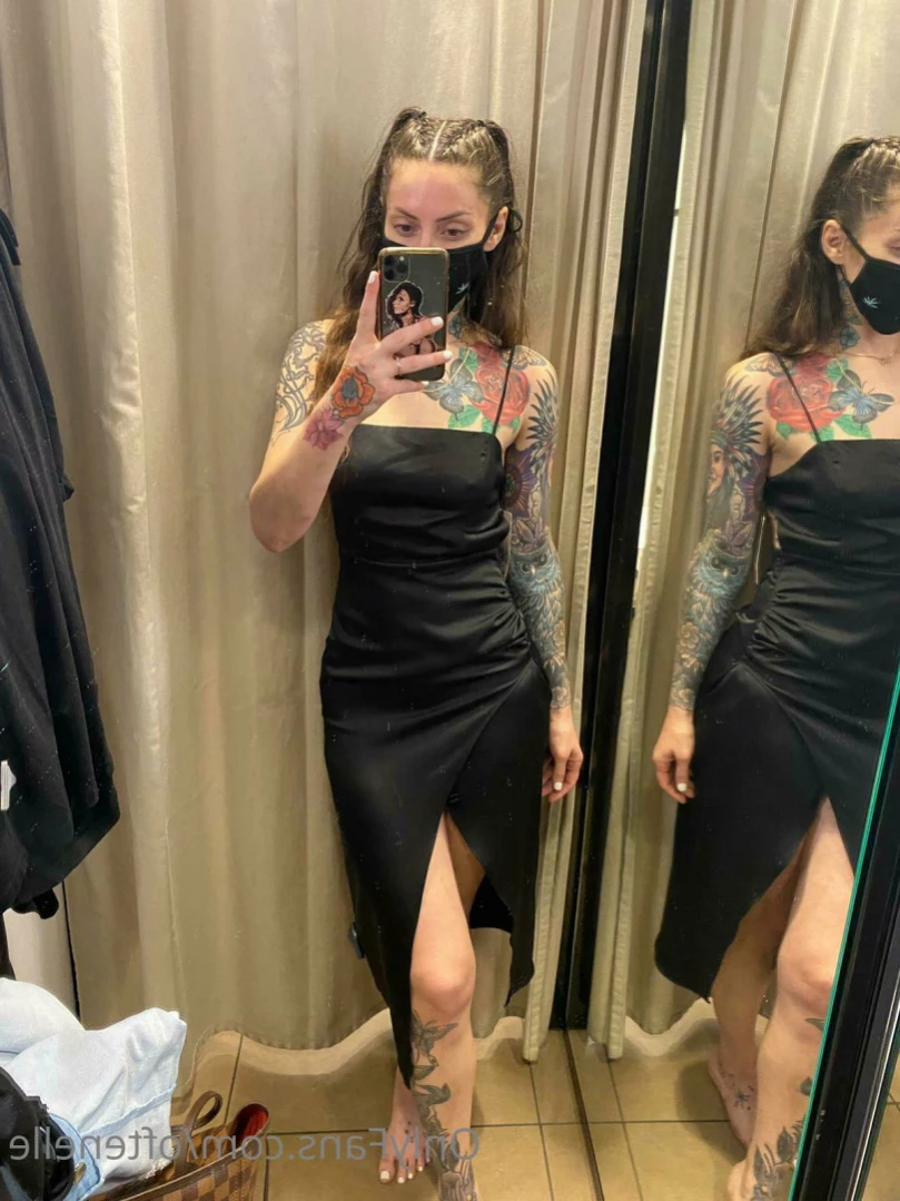 oftenelle Onlyfans leaked photo 11377411 on Hotleaks.tv