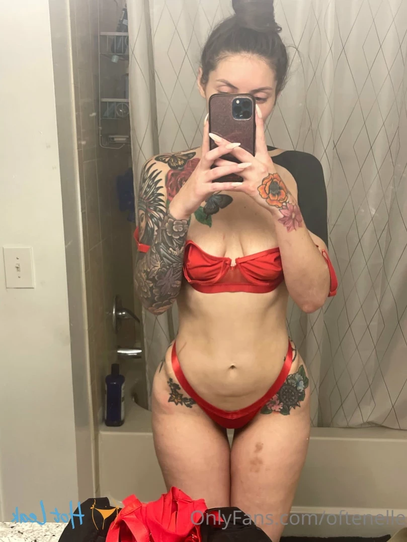oftenelle Onlyfans leaked photo 12997680 on Hotleaks.tv