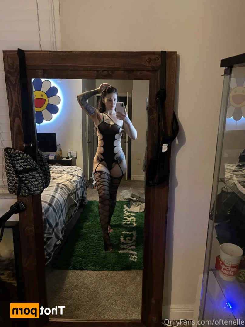 oftenelle Onlyfans leaked photo 14707882 on Hotleaks.tv