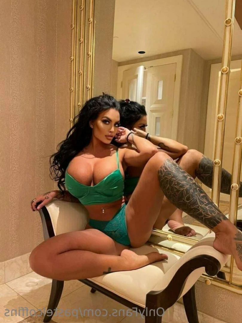 pastelcoffins ♡ 𝐒𝐄𝐗𝐓 𝐐𝐔𝐄𝐄𝐍 ♡ [ pastelcoffins ] Onlyfans leaked photo 13942106 on Hotleaks.tv