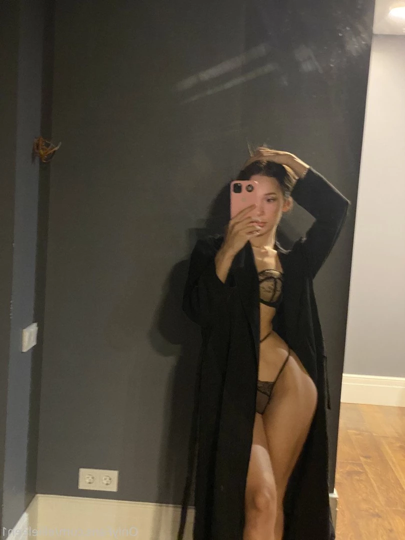 Ellie [ ellieleen1 ] Onlyfans leaked photo 4247848 on Hotleaks.tv
