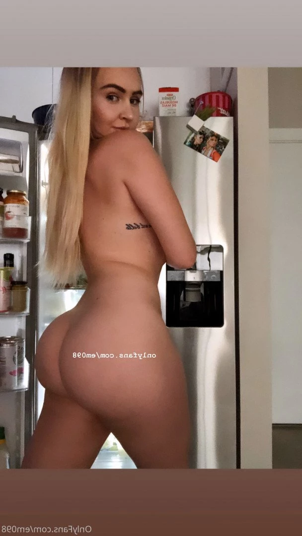 Em 🦋 [ em098 ] Onlyfans leaked photo 347458 on Hotleaks.tv