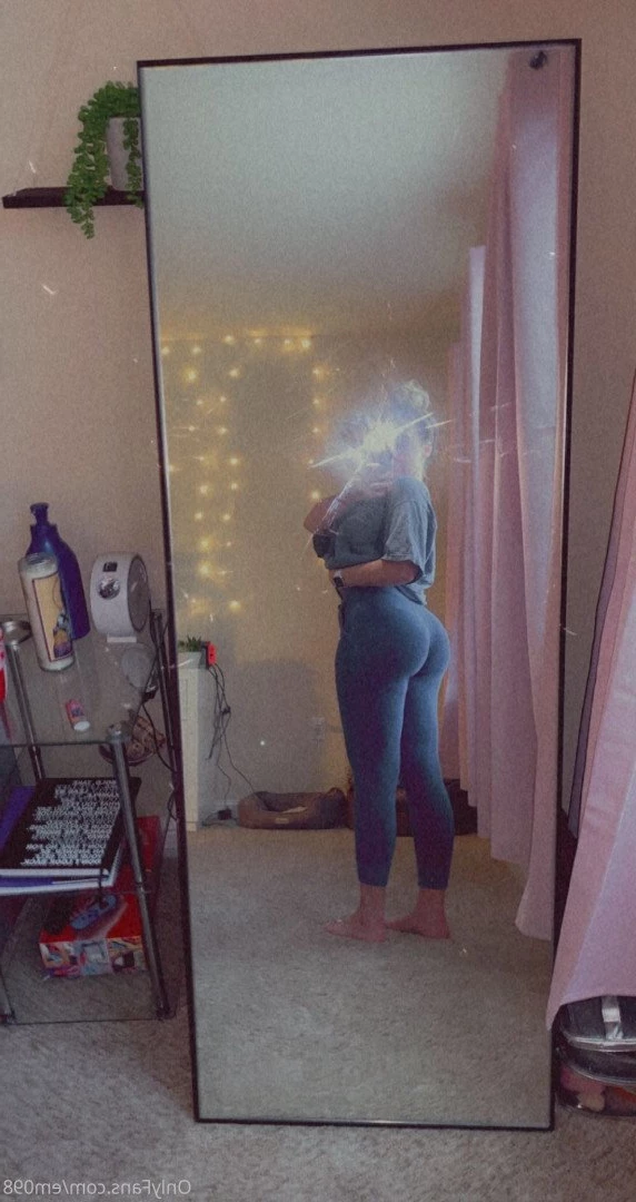 Em 🦋 [ em098 ] Onlyfans leaked photo 347810 on Hotleaks.tv