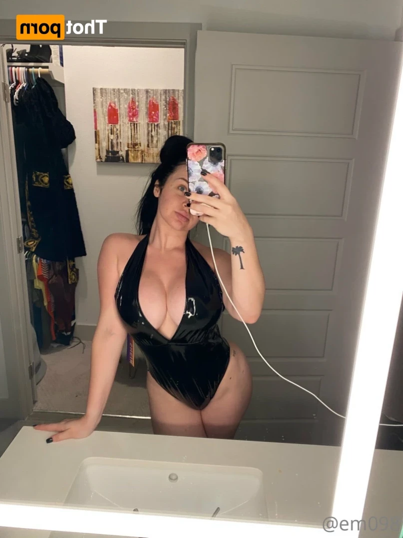 Em 🦋 [ em098 ] Onlyfans leaked photo 13822841 on Hotleaks.tv