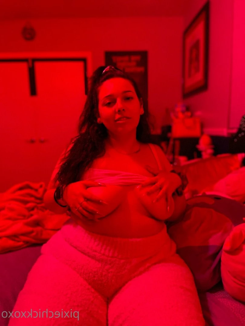 pixiechickxoxo Onlyfans leaked photo 2832961 on Hotleaks.tv