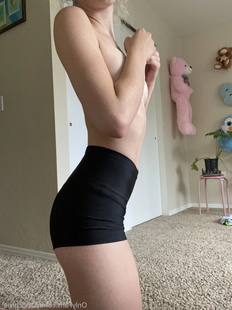 Pixie Nicky [ pixienicky ] Onlyfans leaked photo 2787222 on Hotleaks.tv
