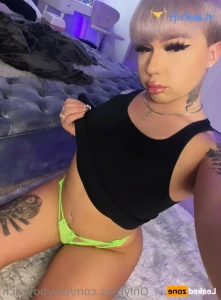15689885