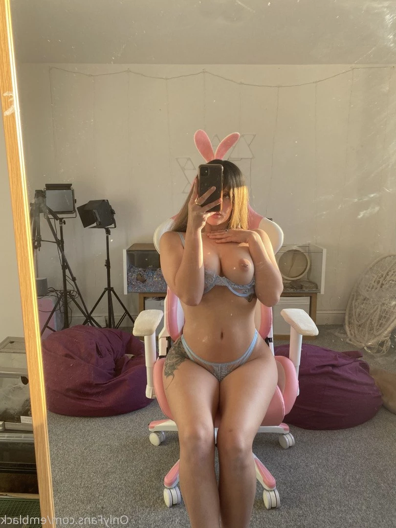 EMILY BLACK [ emblack ] Onlyfans leaked photo 350741 on Hotleaks.tv