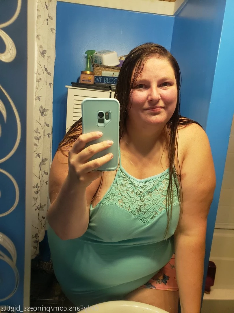 Princess Big Tits 👸 [ princess_bigtits ] Onlyfans leaked photo 2851336 on Hotleaks.tv