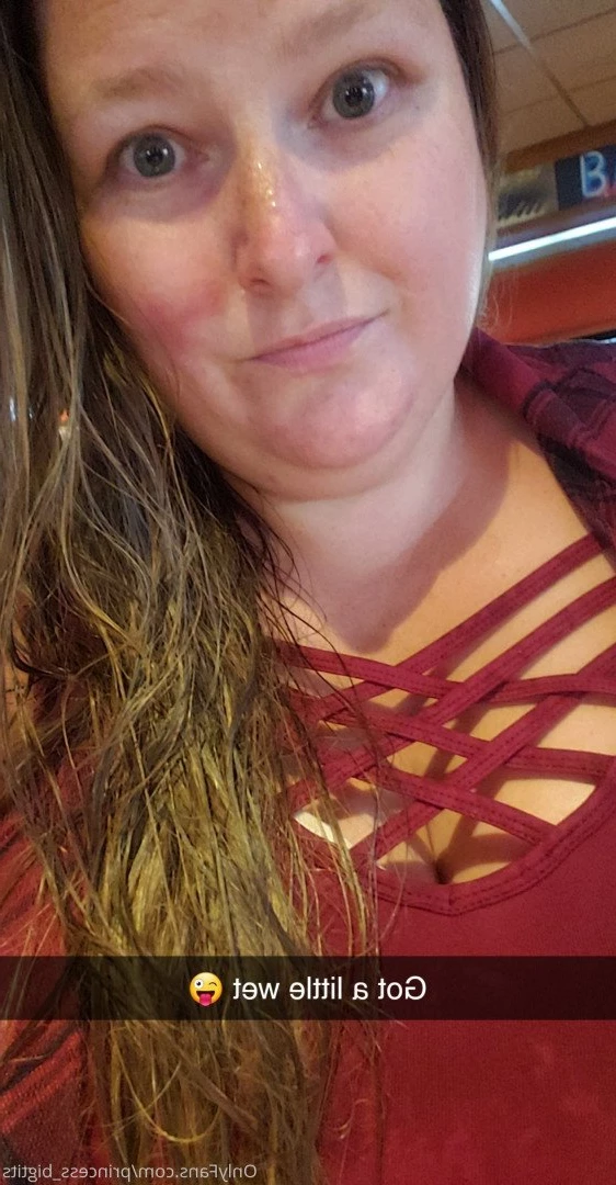 Princess Big Tits 👸 [ princess_bigtits ] Onlyfans leaked photo 2851347 on Hotleaks.tv