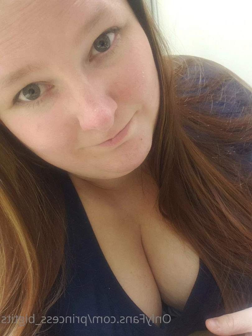 Princess Big Tits 👸 [ princess_bigtits ] Onlyfans leaked photo 2851563 on Hotleaks.tv