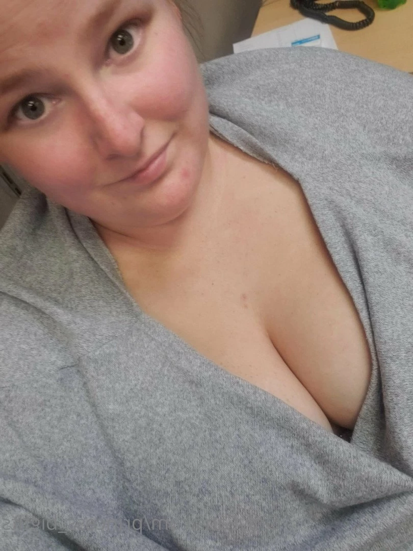 Princess Big Tits 👸 [ princess_bigtits ] Onlyfans leaked photo 2851618 on Hotleaks.tv