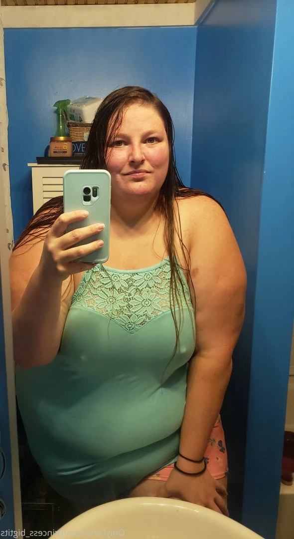 Princess Big Tits 👸 [ princess_bigtits ] Onlyfans leaked photo 2851690 on Hotleaks.tv