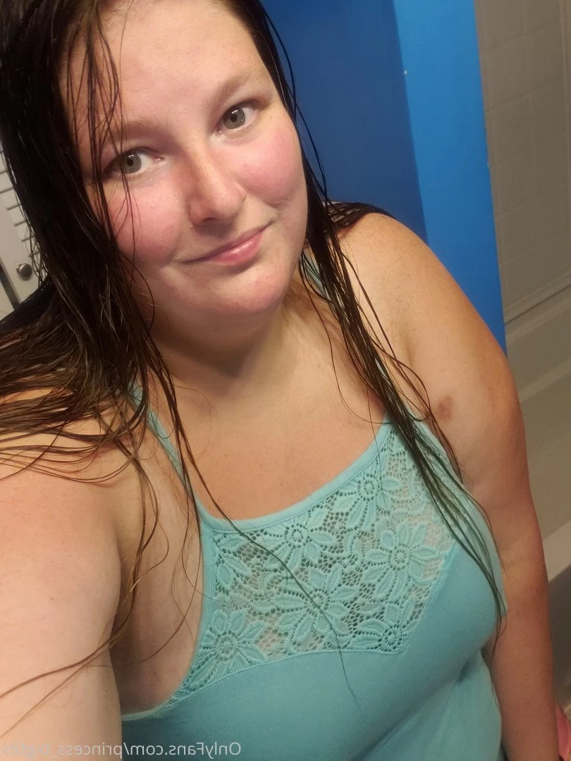 Princess Big Tits 👸 [ princess_bigtits ] Onlyfans leaked photo 2851704 on Hotleaks.tv