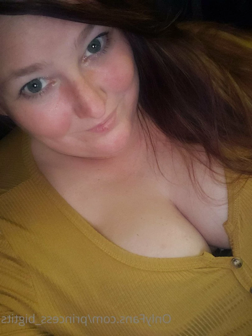 Princess Big Tits 👸 [ princess_bigtits ] Onlyfans leaked photo 2852100 on Hotleaks.tv