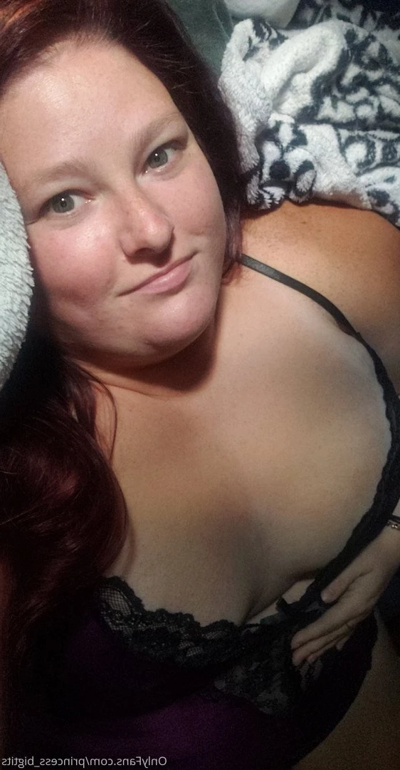Princess Big Tits 👸 [ princess_bigtits ] Onlyfans leaked photo 2852645 on Hotleaks.tv
