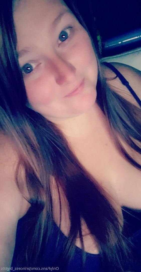 Princess Big Tits 👸 [ princess_bigtits ] Onlyfans leaked photo 2853547 on Hotleaks.tv