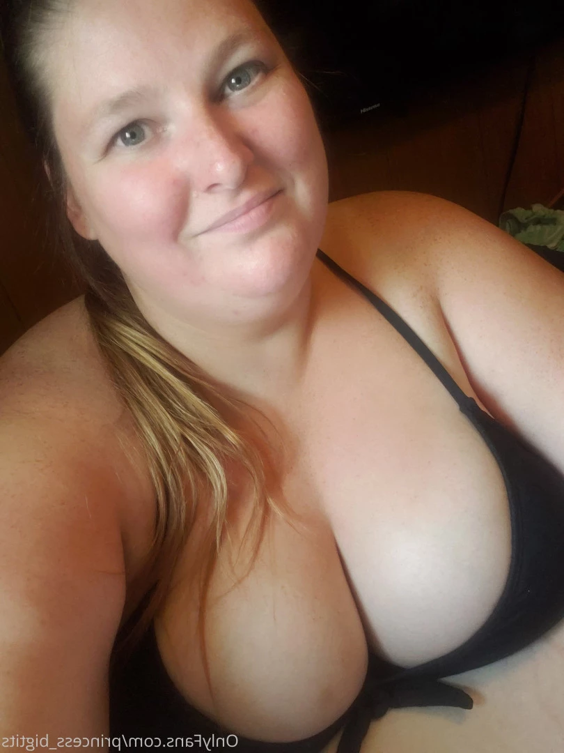 Princess Big Tits 👸 [ princess_bigtits ] Onlyfans leaked photo 5759655 on Hotleaks.tv