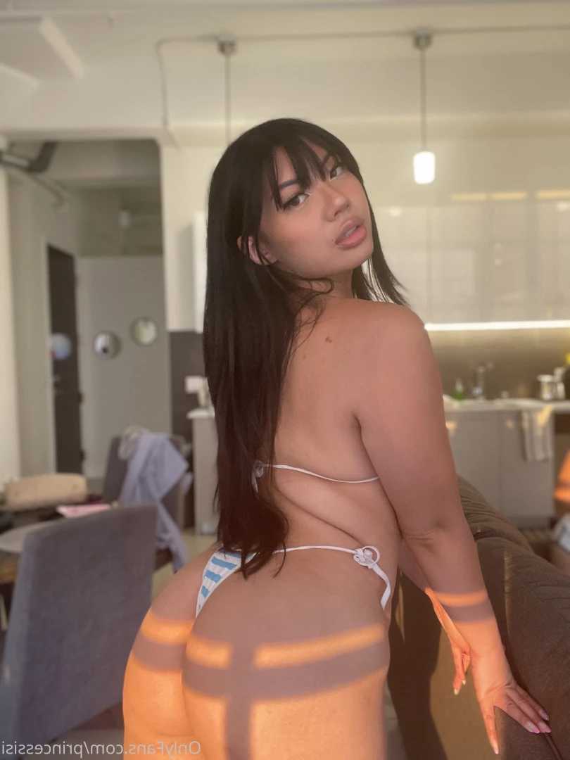 𝗕𝗨𝗕𝗕𝗟𝗘 𝗕𝗨𝗧𝗧 𝗦𝗜𝗦𝗜🍑💦 [ princessisi ] Onlyfans leaked photo 5964463 on Hotleaks.tv