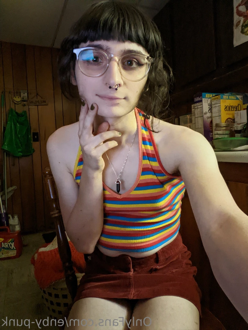 Enby Punk [ enby-punk ] Onlyfans leaked photo 7669839 on Hotleaks.tv