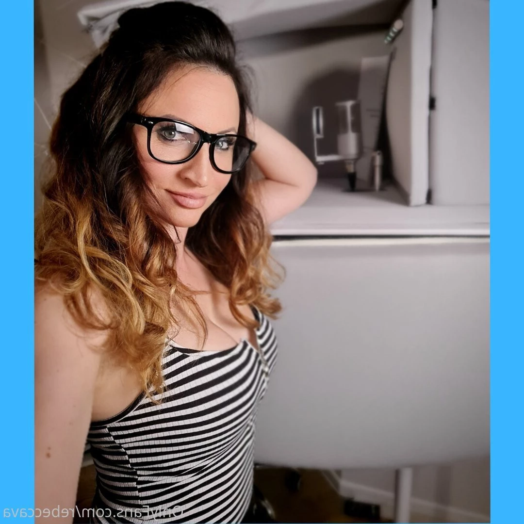 Rebecca Vocal Athlete [ rebeccava ] Onlyfans leaked photo 2771079 on Hotleaks.tv
