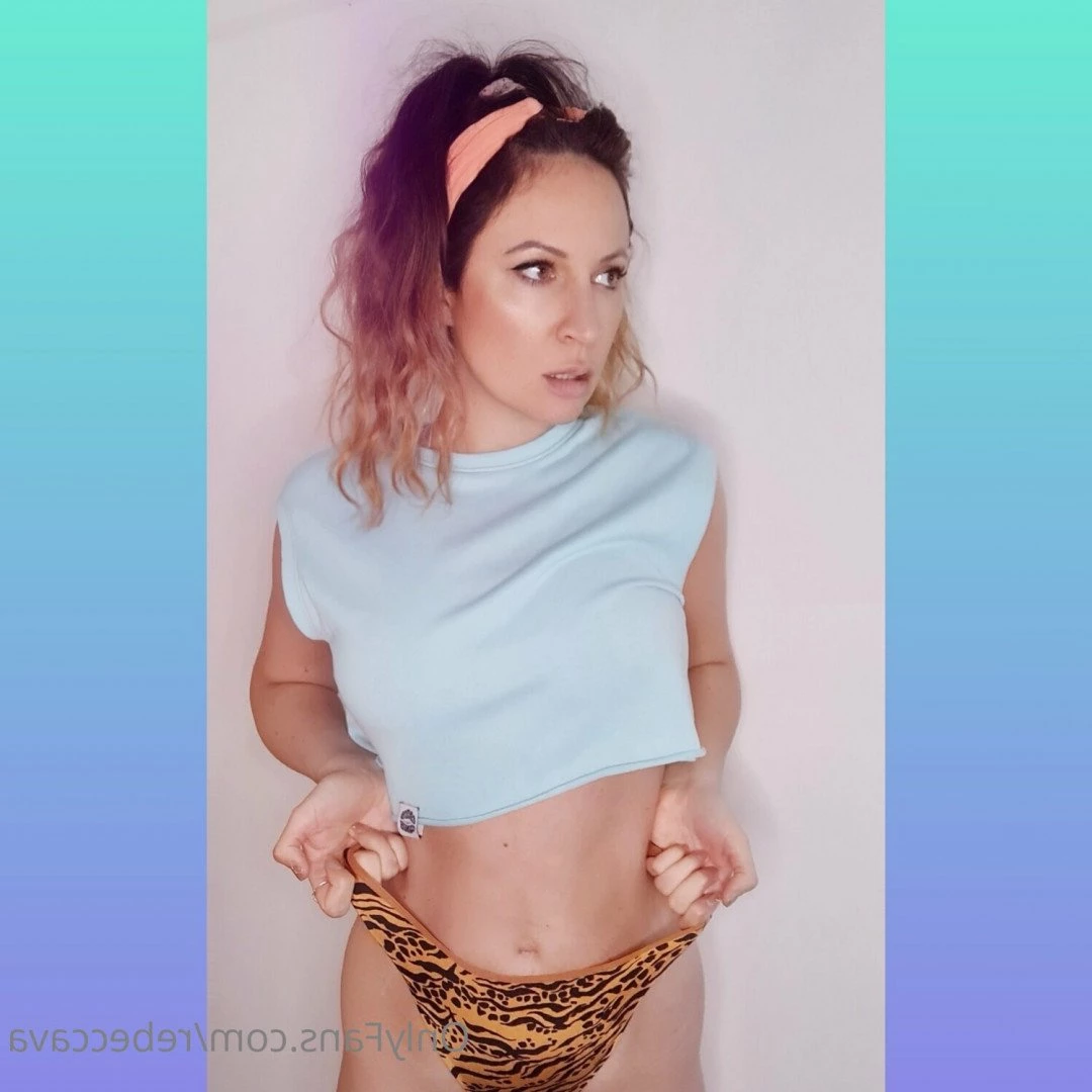 Rebecca Vocal Athlete [ rebeccava ] Onlyfans leaked photo 2771090 on Hotleaks.tv